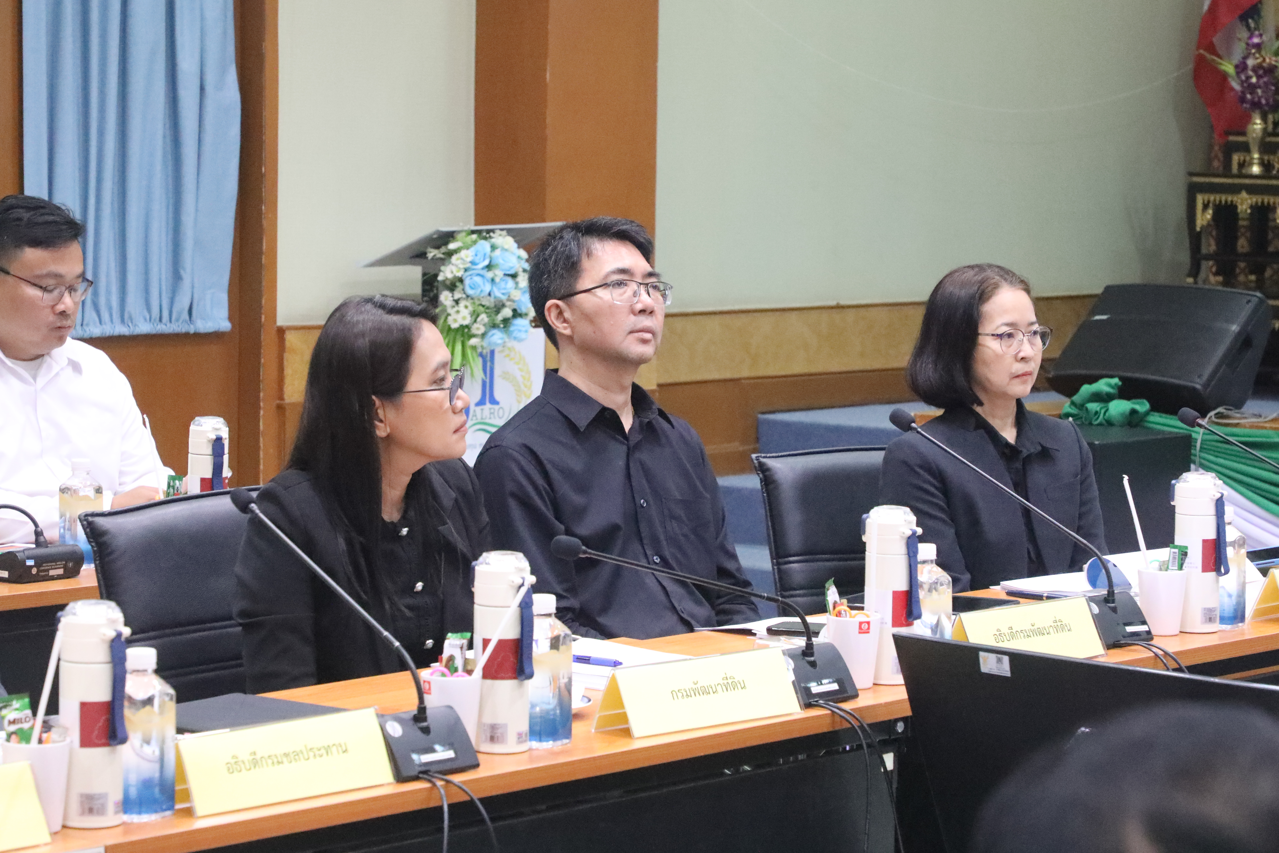 title - รองปลัด กษ. ประชุมสัญจร 5 หน่วยงานภายใต้การกำกับดูแล ณ ส.ป.ก. 